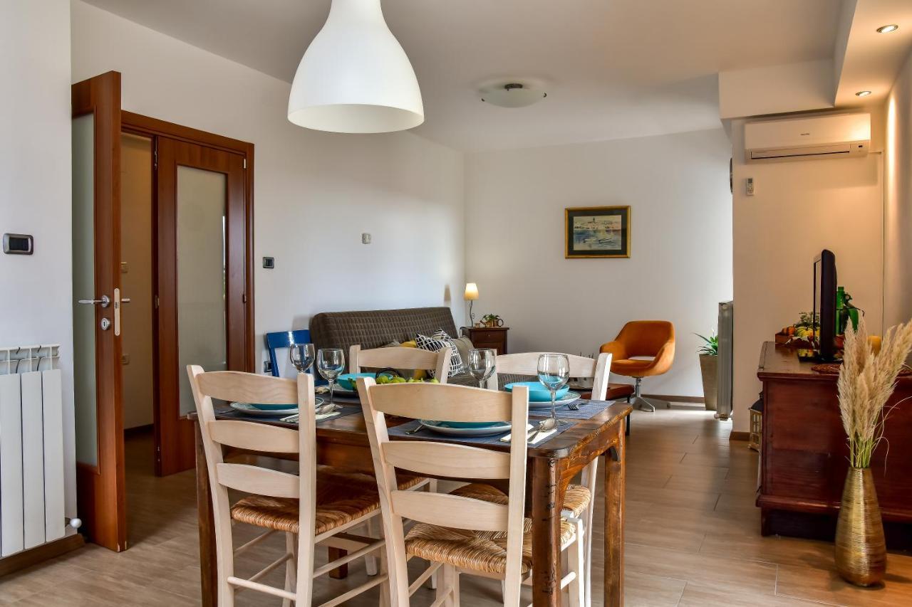 Apartman Grabar Roč Buitenkant foto
